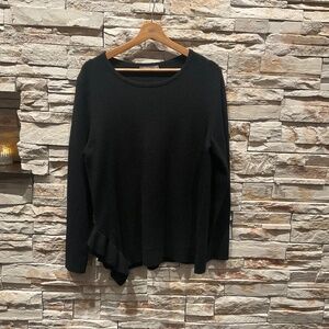 Neiman Marcus The Cashmere Collection Black Crewneck Sweater , Size M/P